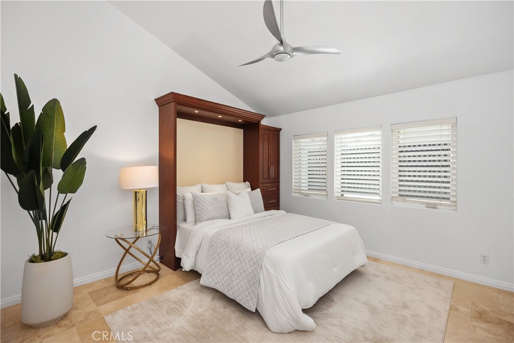703 Avenida Presidio