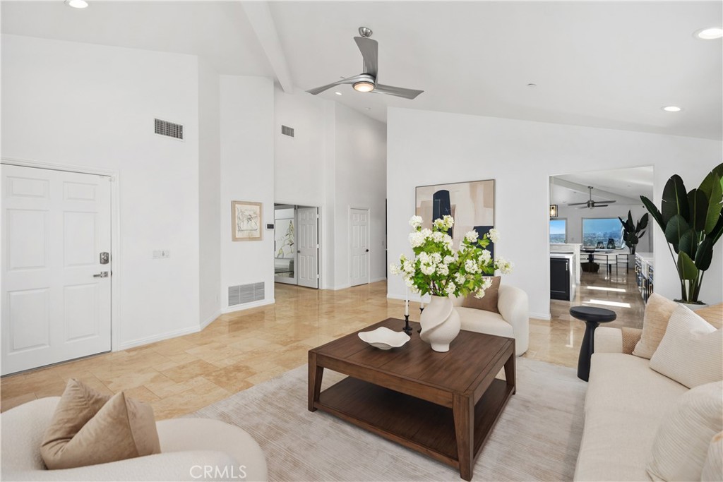 703 Avenida Presidio