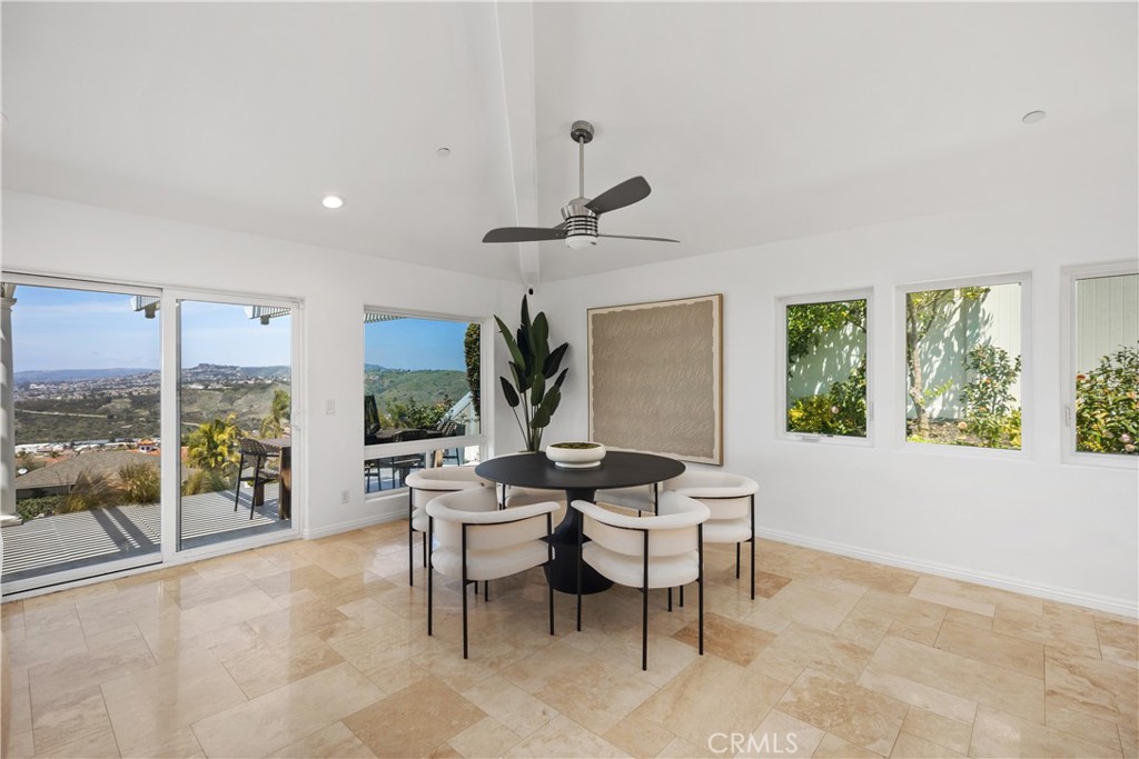 703 Avenida Presidio