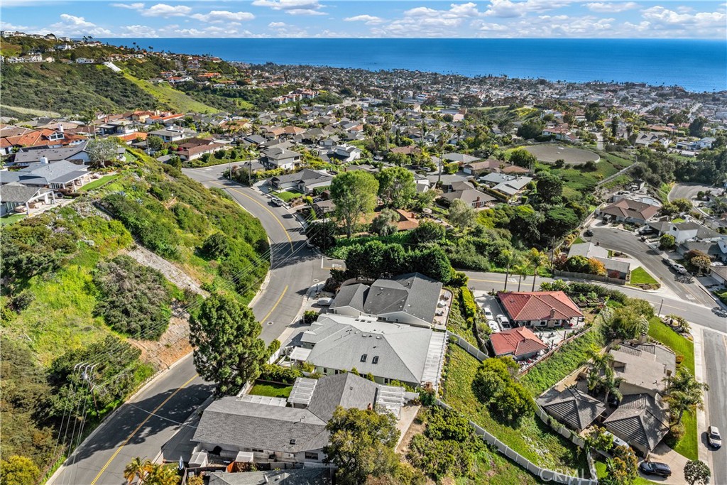 703 Avenida Presidio