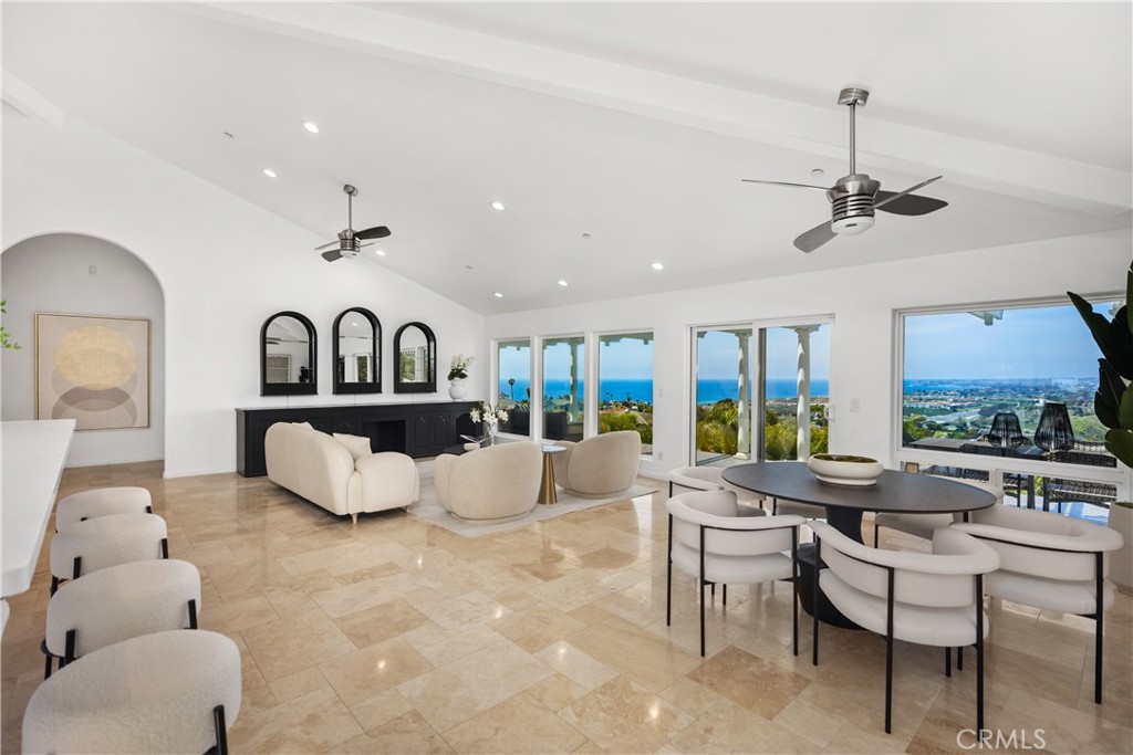 703 Avenida Presidio