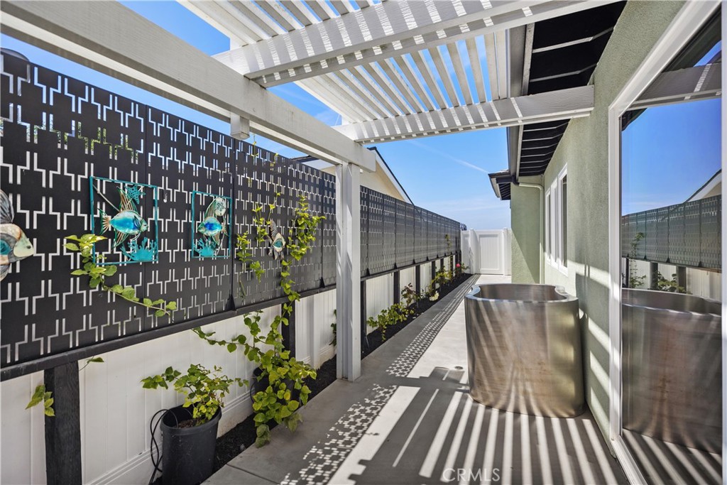 703 Avenida Presidio