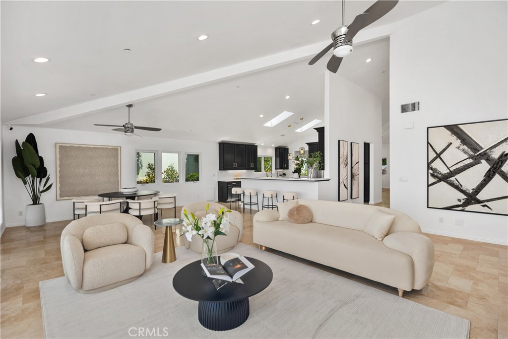 703 Avenida Presidio