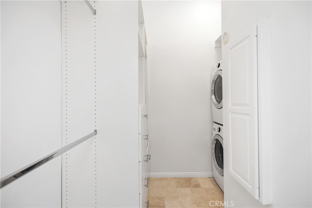 703 Avenida Presidio