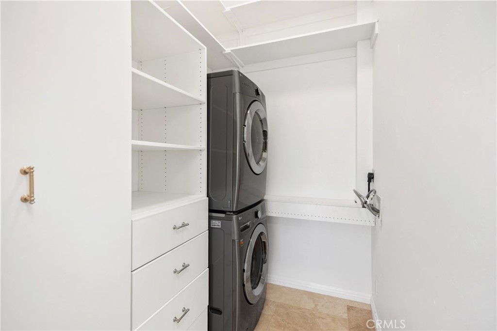 703 Avenida Presidio
