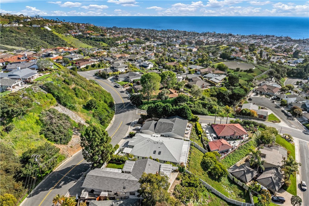 703 Avenida Presidio