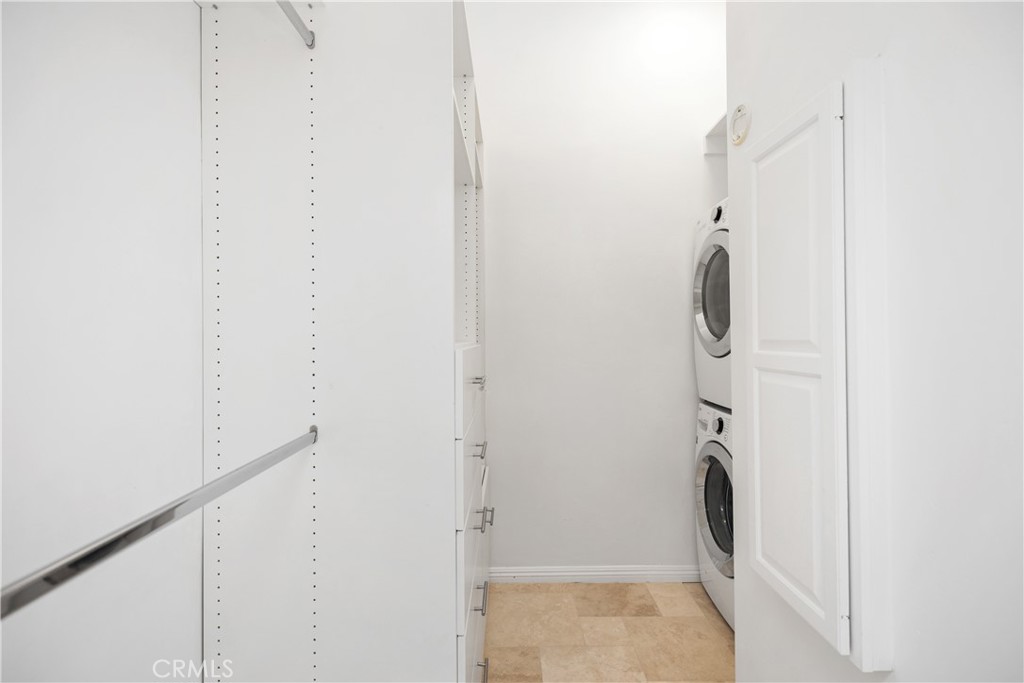 703 Avenida Presidio