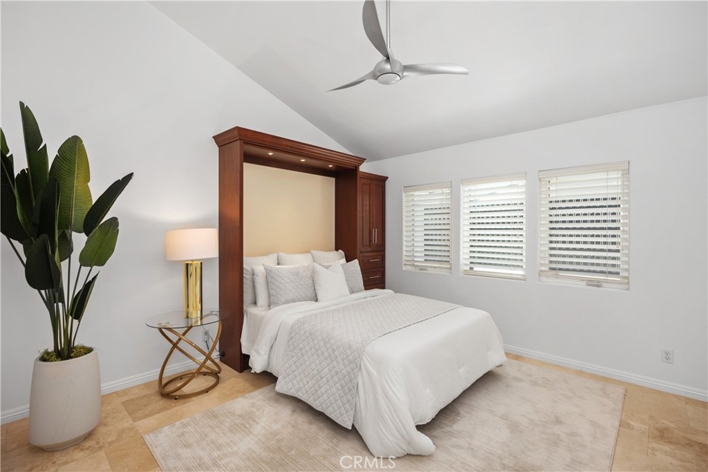 703 Avenida Presidio