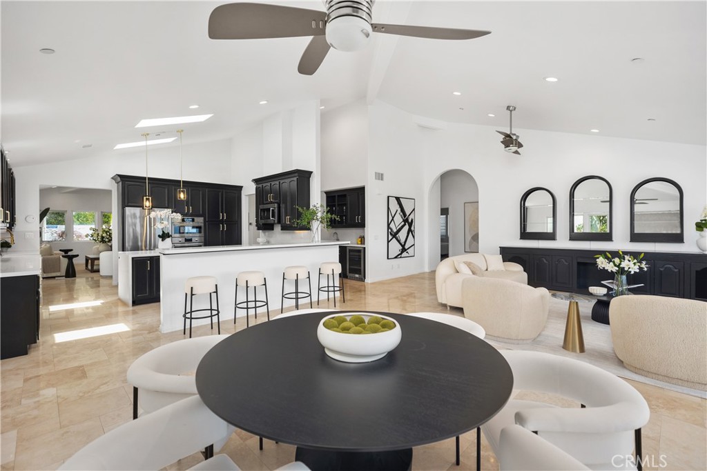 703 Avenida Presidio