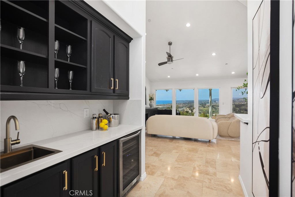 703 Avenida Presidio