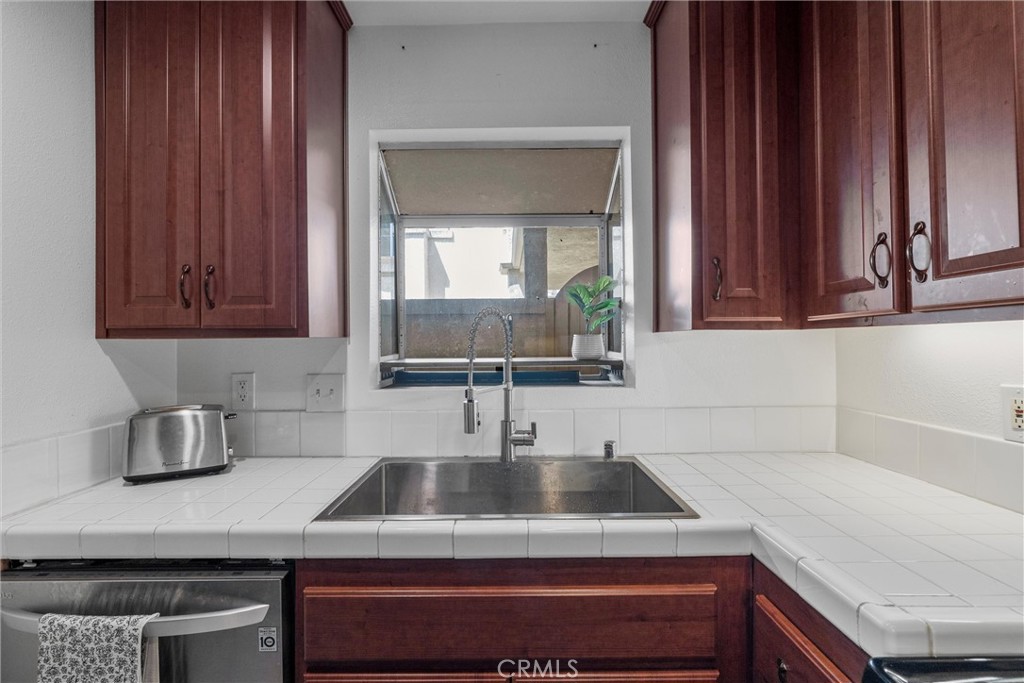 3605 E Anaheim Street 224