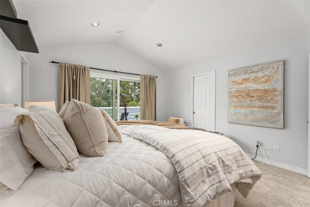 16 Marblehead Place