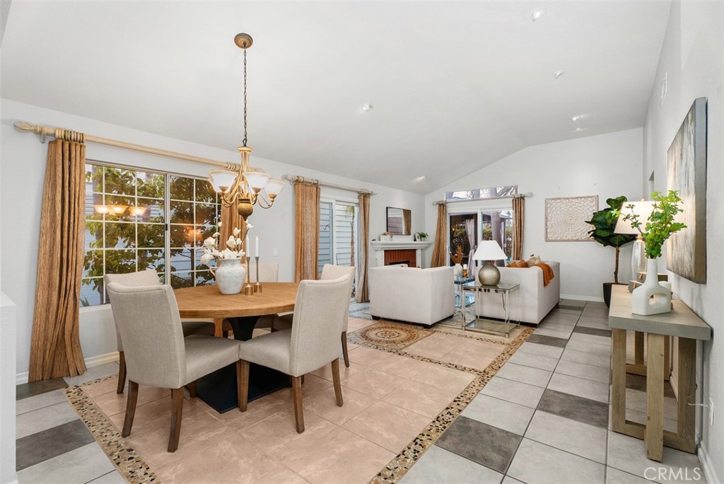 16 Marblehead Place