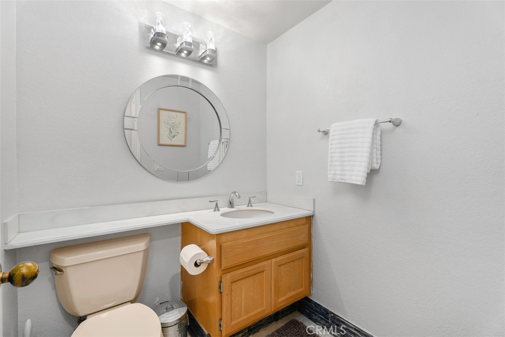 16 Marblehead Place