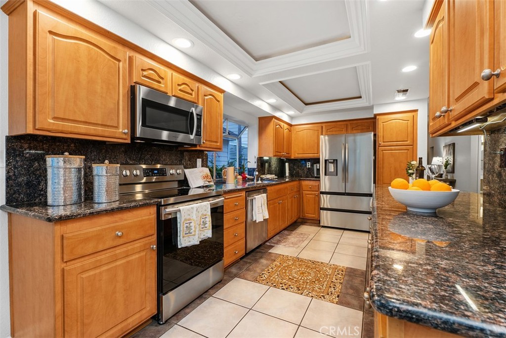 16 Marblehead Place