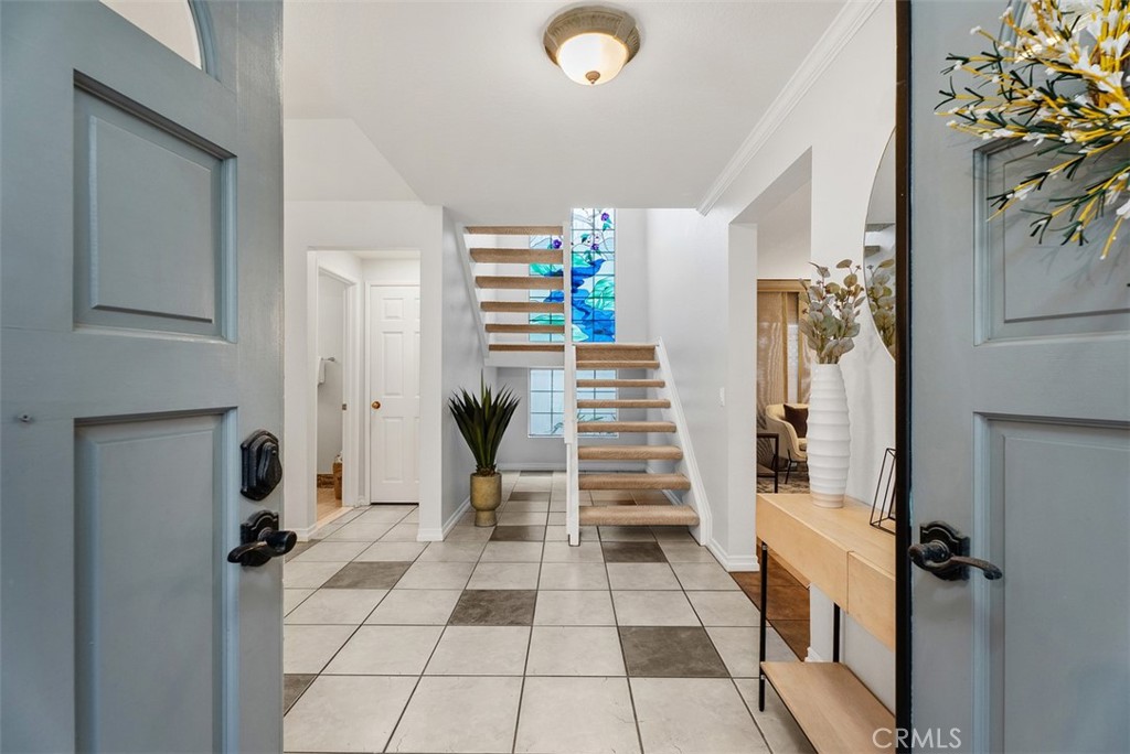 16 Marblehead Place