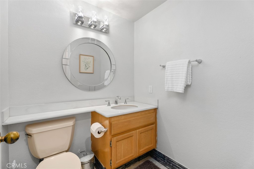16 Marblehead Place