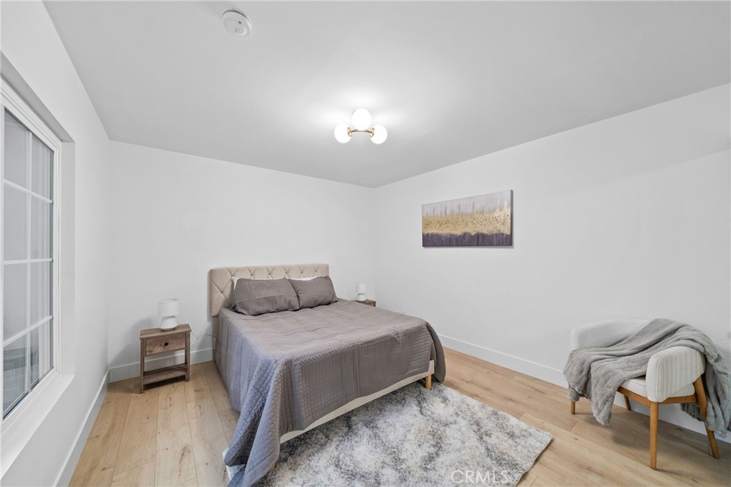 21102 Peppertree Lane