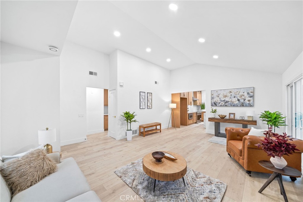 21102 Peppertree Lane