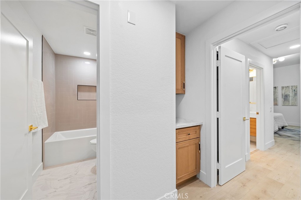 21102 Peppertree Lane