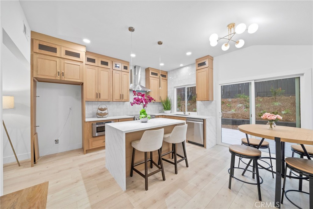 21102 Peppertree Lane