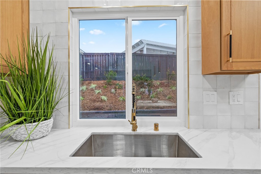 21102 Peppertree Lane