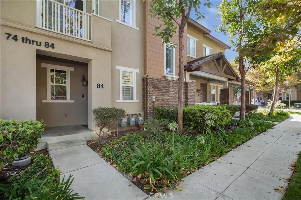 84 Garrison Loop
