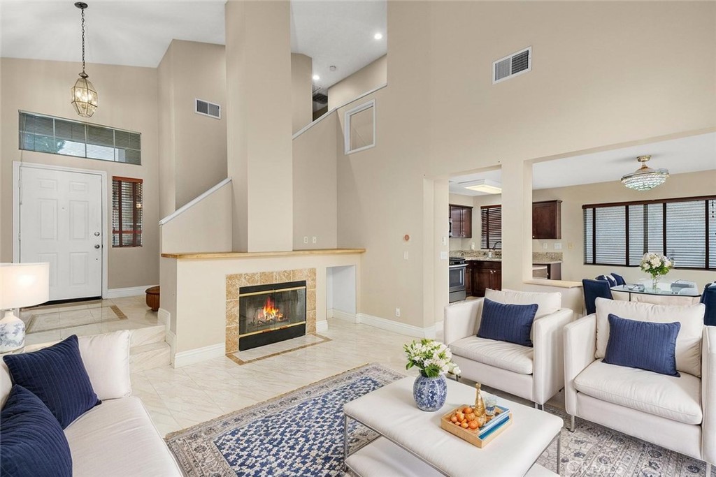 930 Primrose Lane