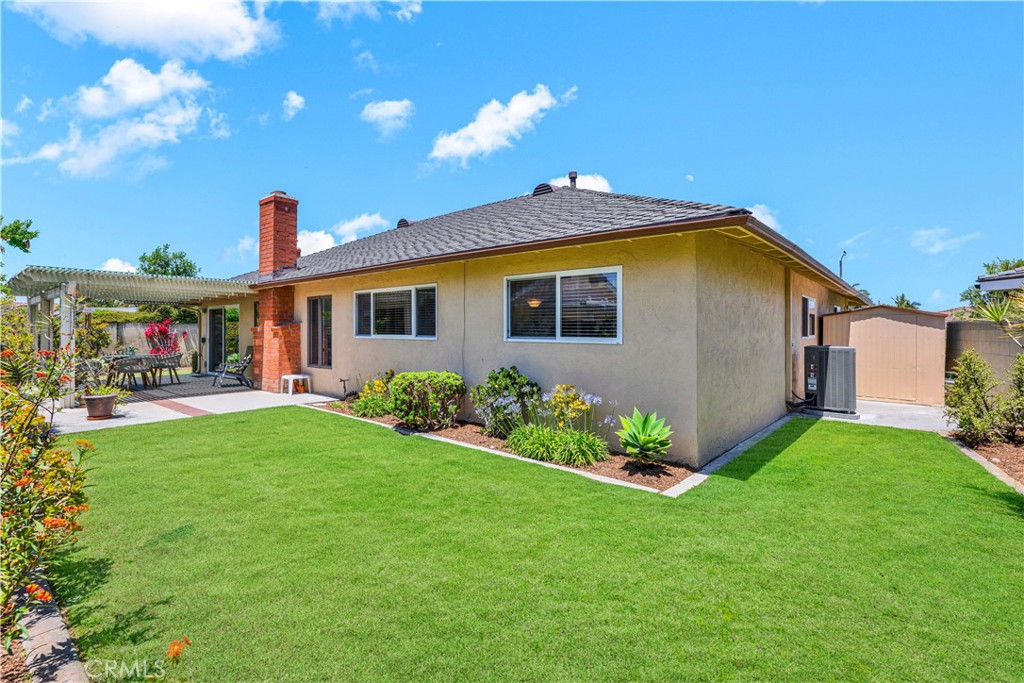 10924 Nighthawk Circle