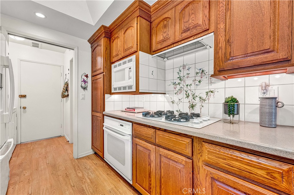 10924 Nighthawk Circle