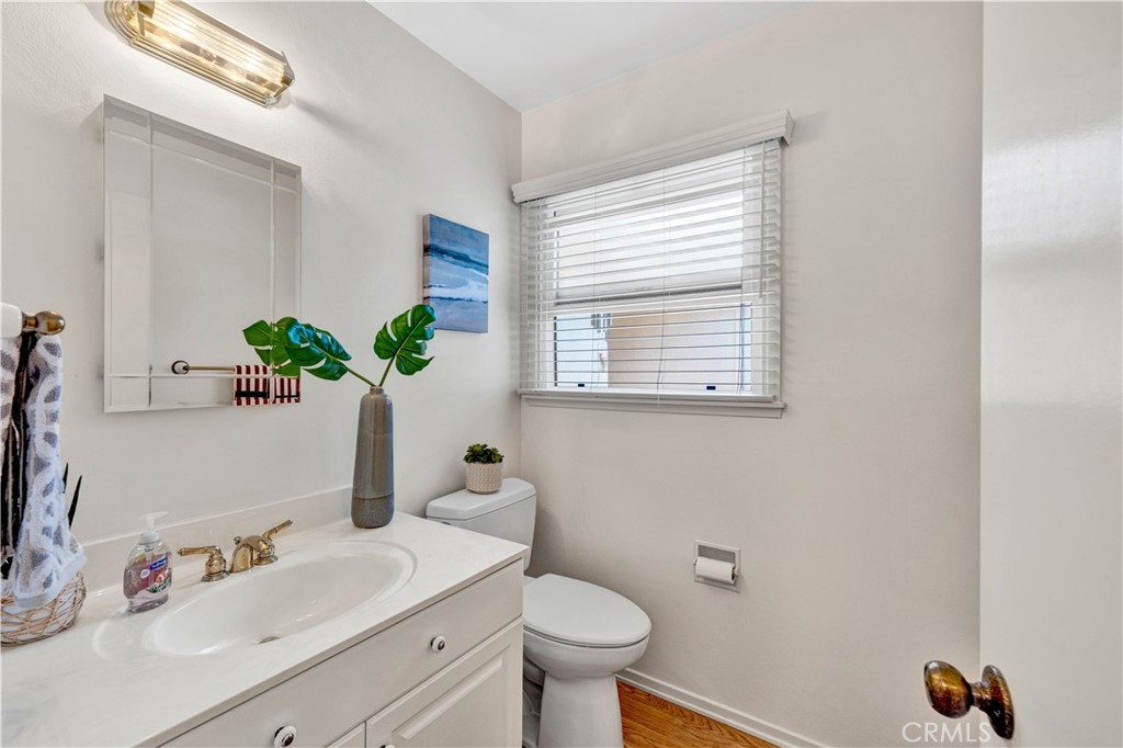 10924 Nighthawk Circle