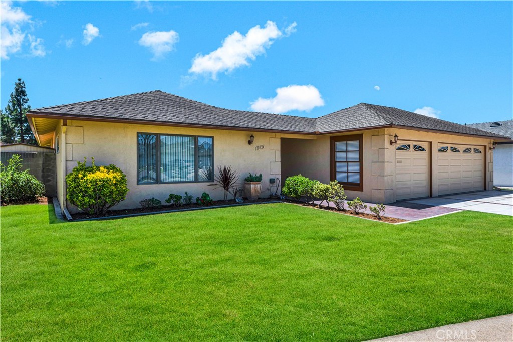 10924 Nighthawk Circle