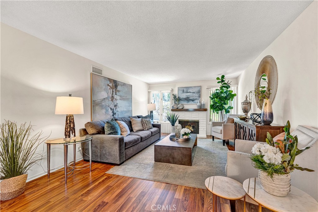 10924 Nighthawk Circle