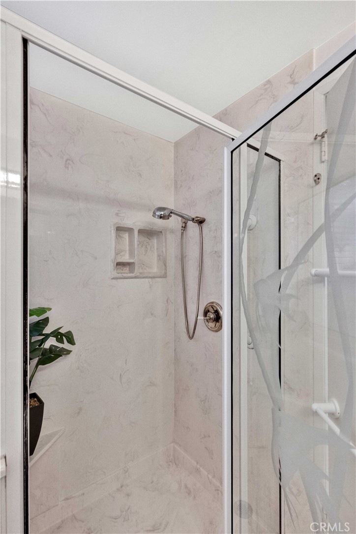 10924 Nighthawk Circle