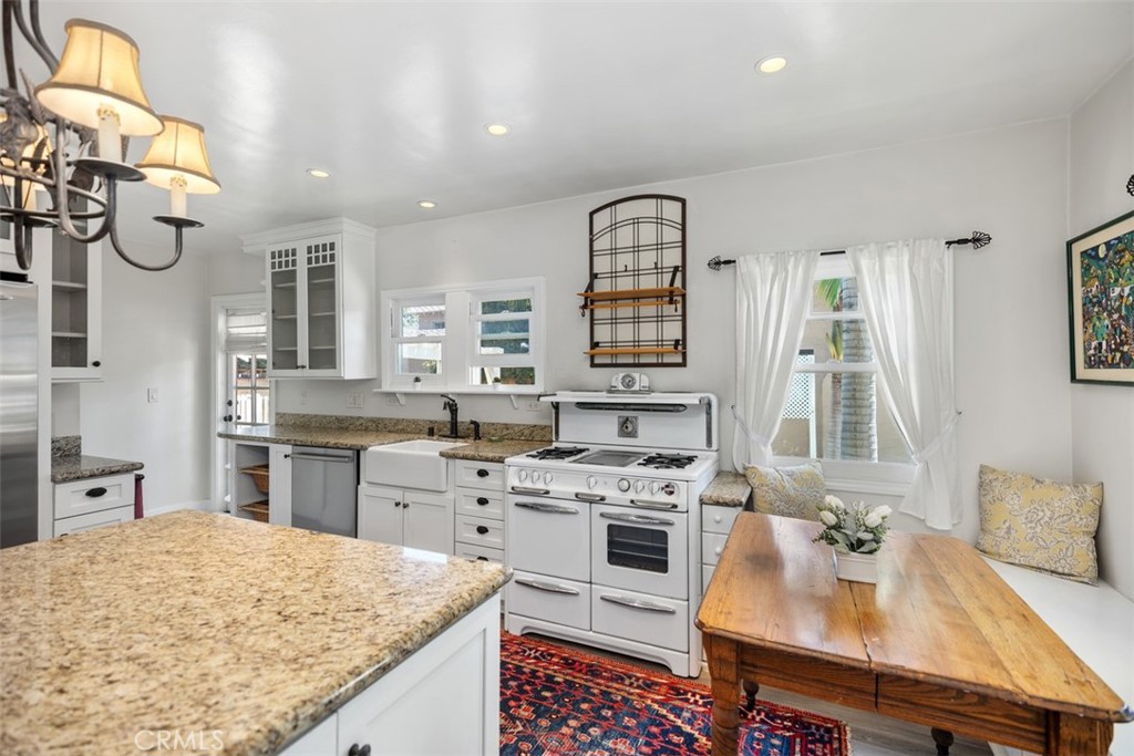 31462 La Matanza Street