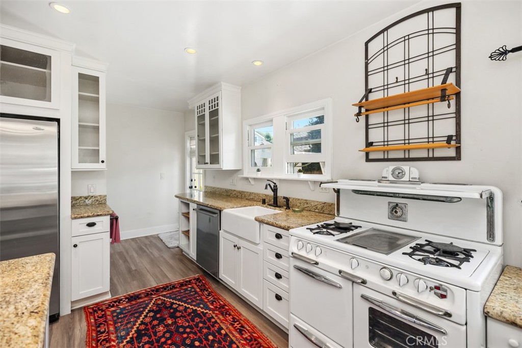 31462 La Matanza Street