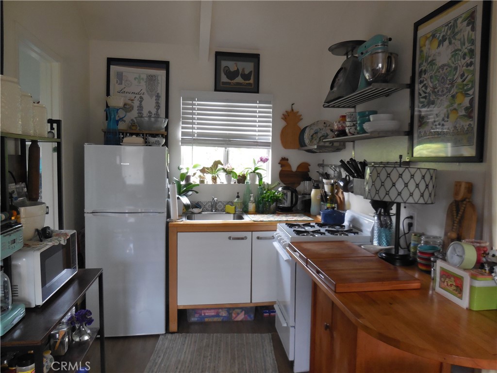 31462 La Matanza Street