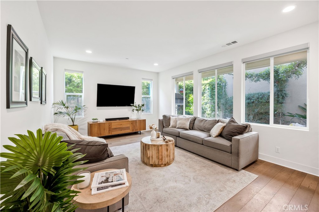 1253 Viejo Hills Drive