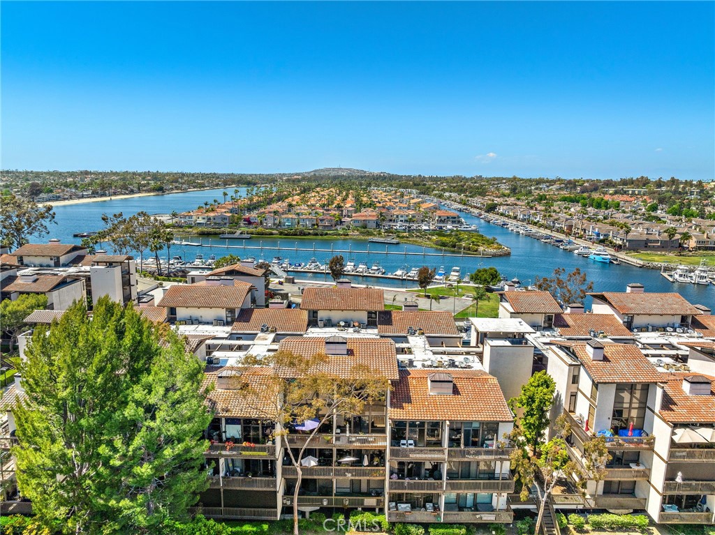 5322 Marina Pacifica Drive N