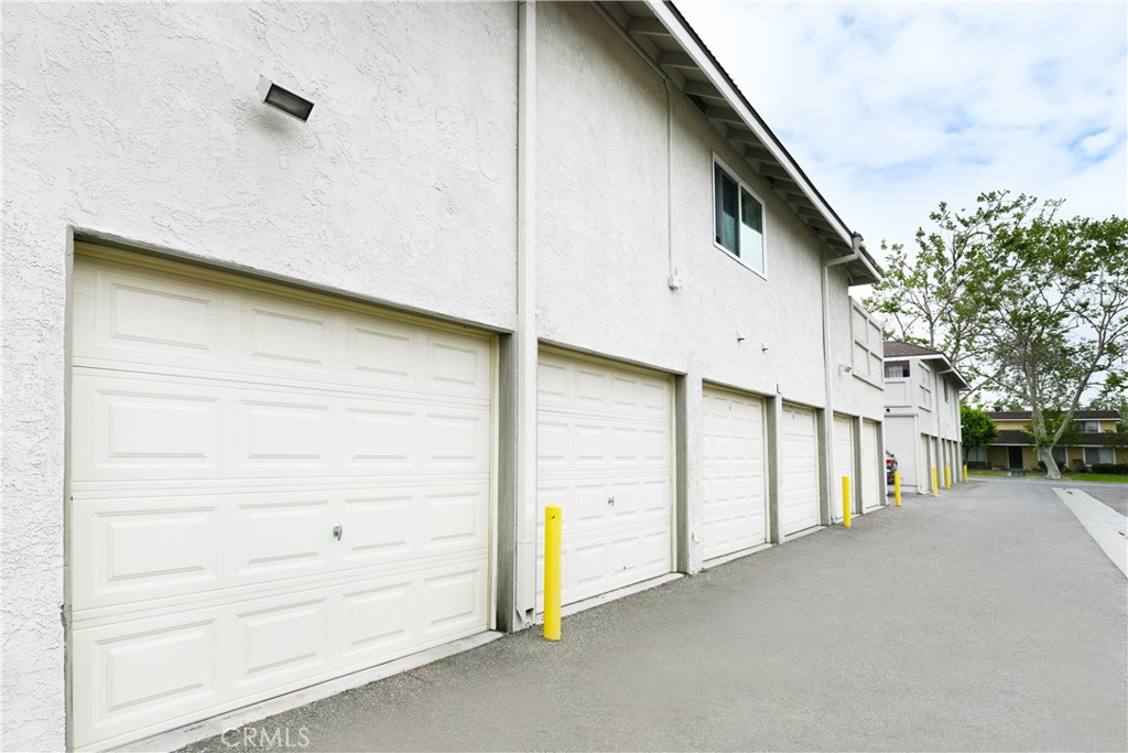 12454 Dawn Lane