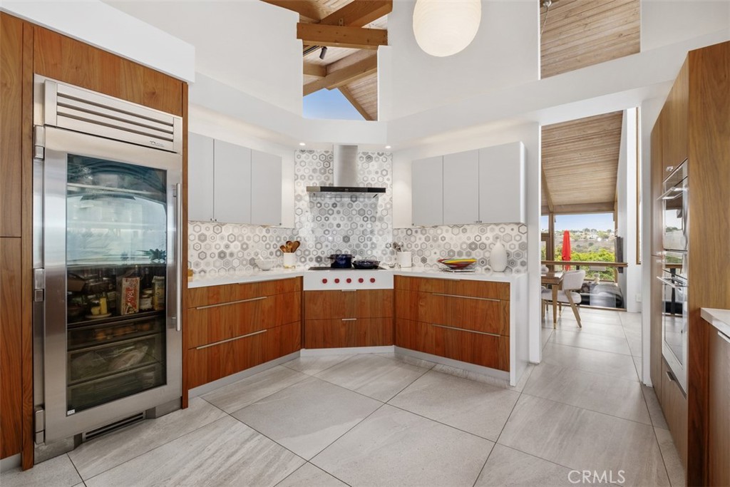 14 Woodsong Drive
