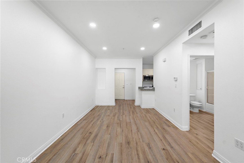 3131 Watermarke Place