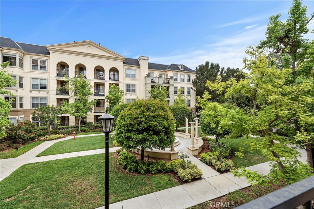 3131 Watermarke Place