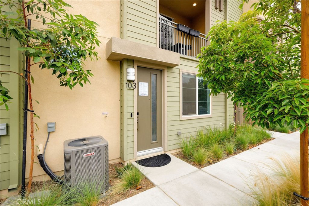 677 Savi Drive 103
