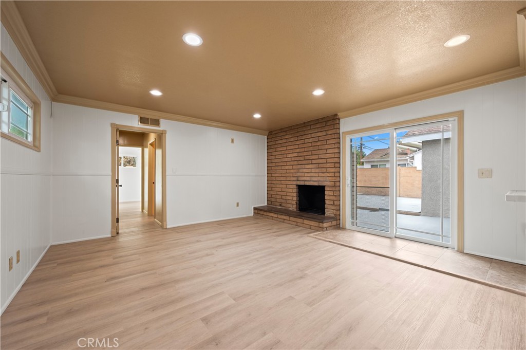 5449 E Fairbrook Street