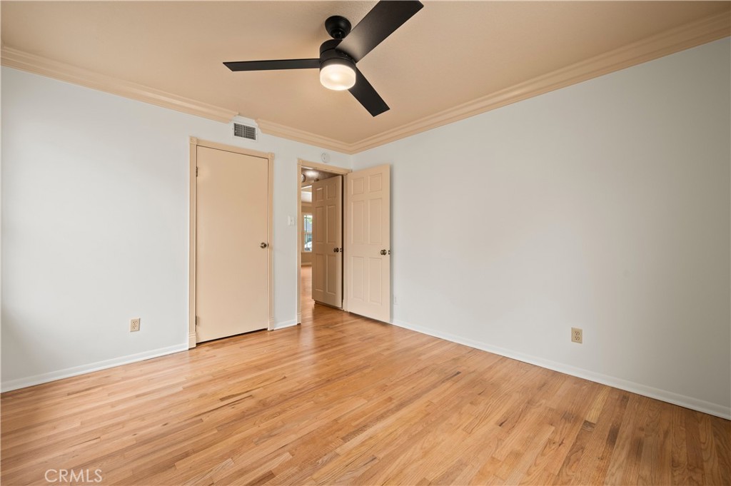 5449 E Fairbrook Street