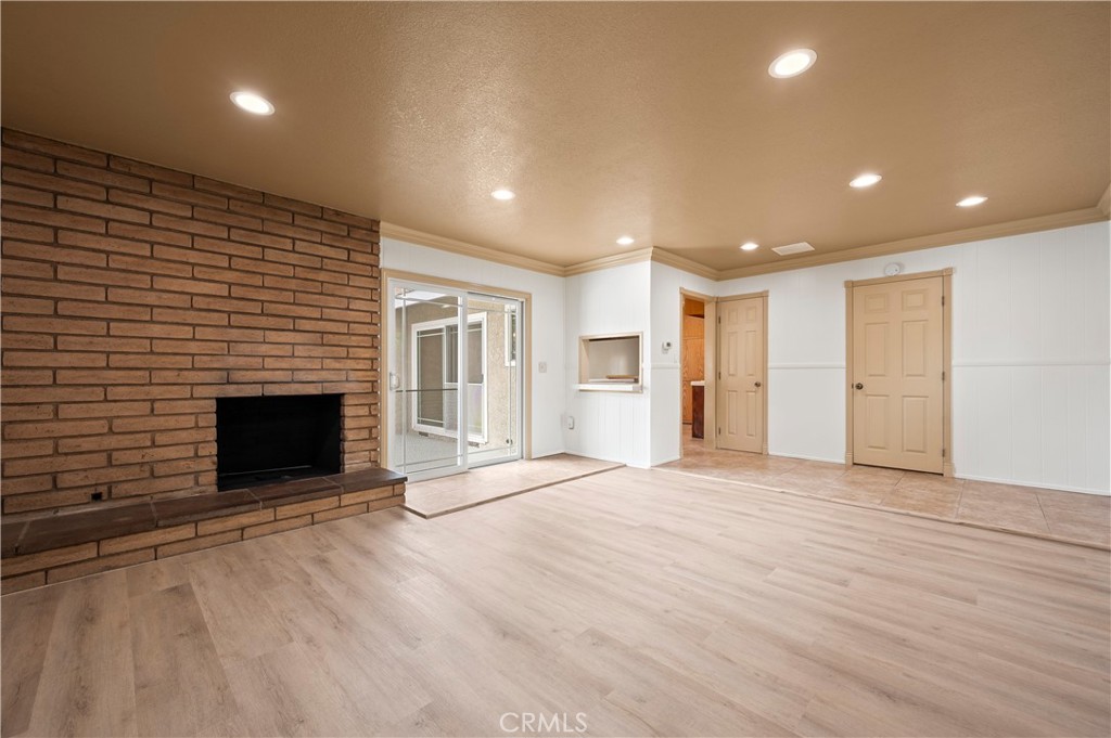 5449 E Fairbrook Street