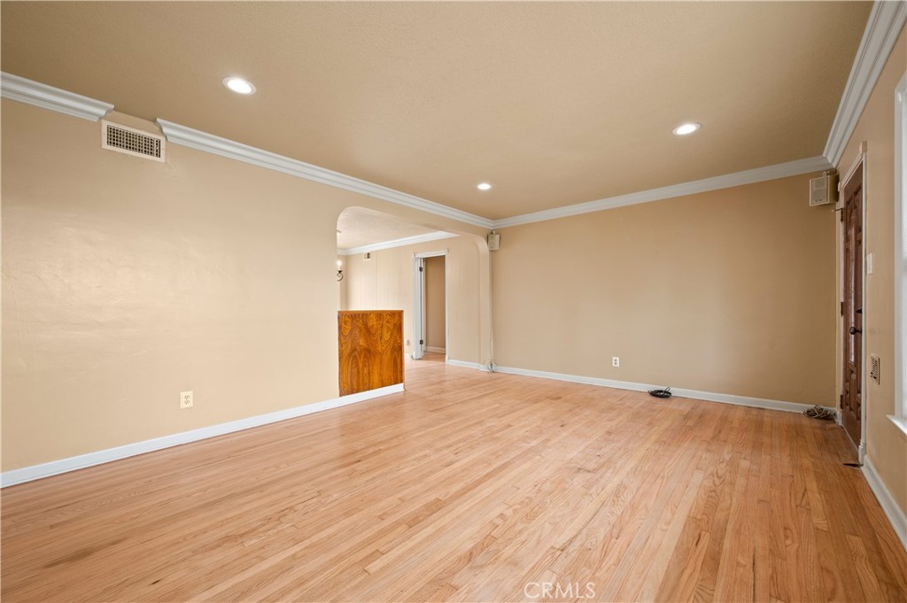 5449 E Fairbrook Street