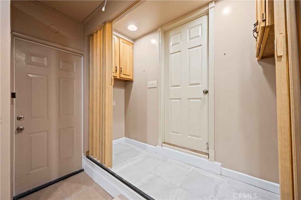 5449 E Fairbrook Street