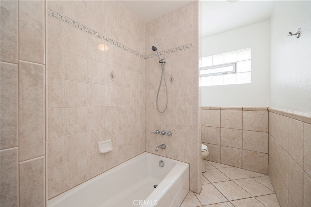 6164 Del Paso Avenue